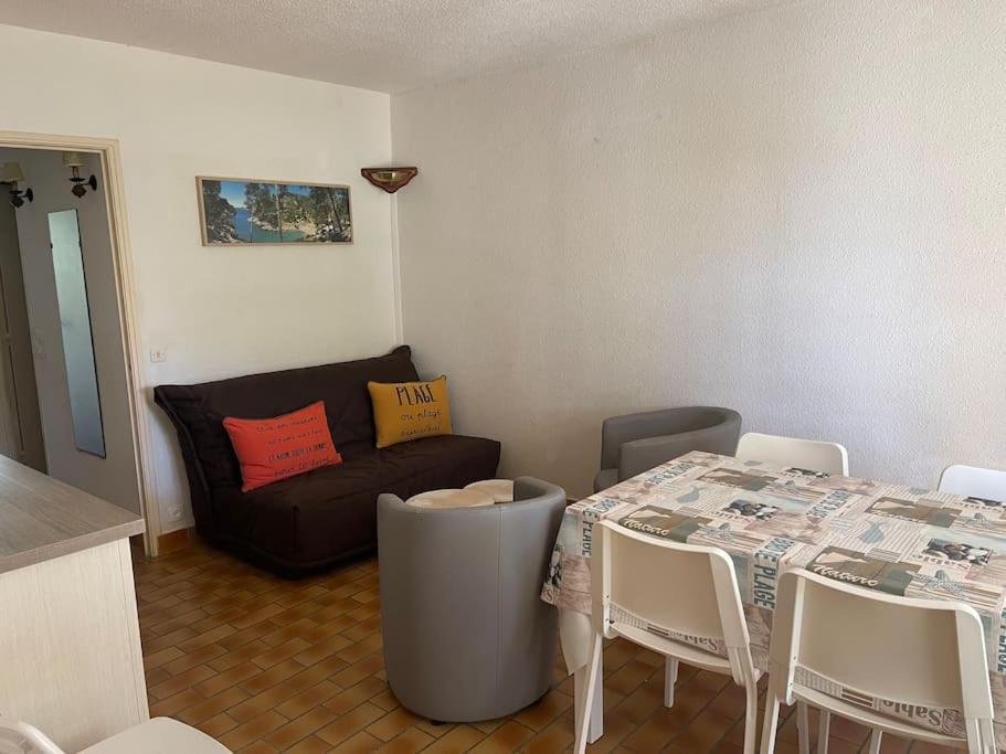 Appart-St Cyr Sur Mer-La Madrague-4Pers-Parking Saint-Cyr-sur-Mer Buitenkant foto
