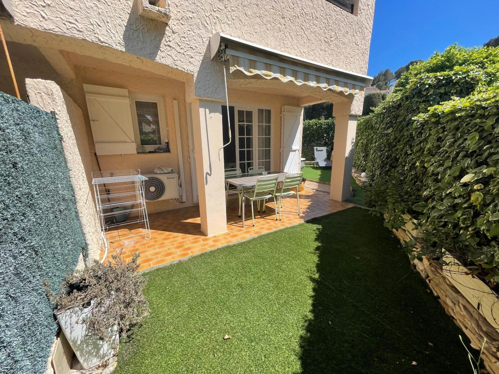 Appart-St Cyr Sur Mer-La Madrague-4Pers-Parking Saint-Cyr-sur-Mer Buitenkant foto